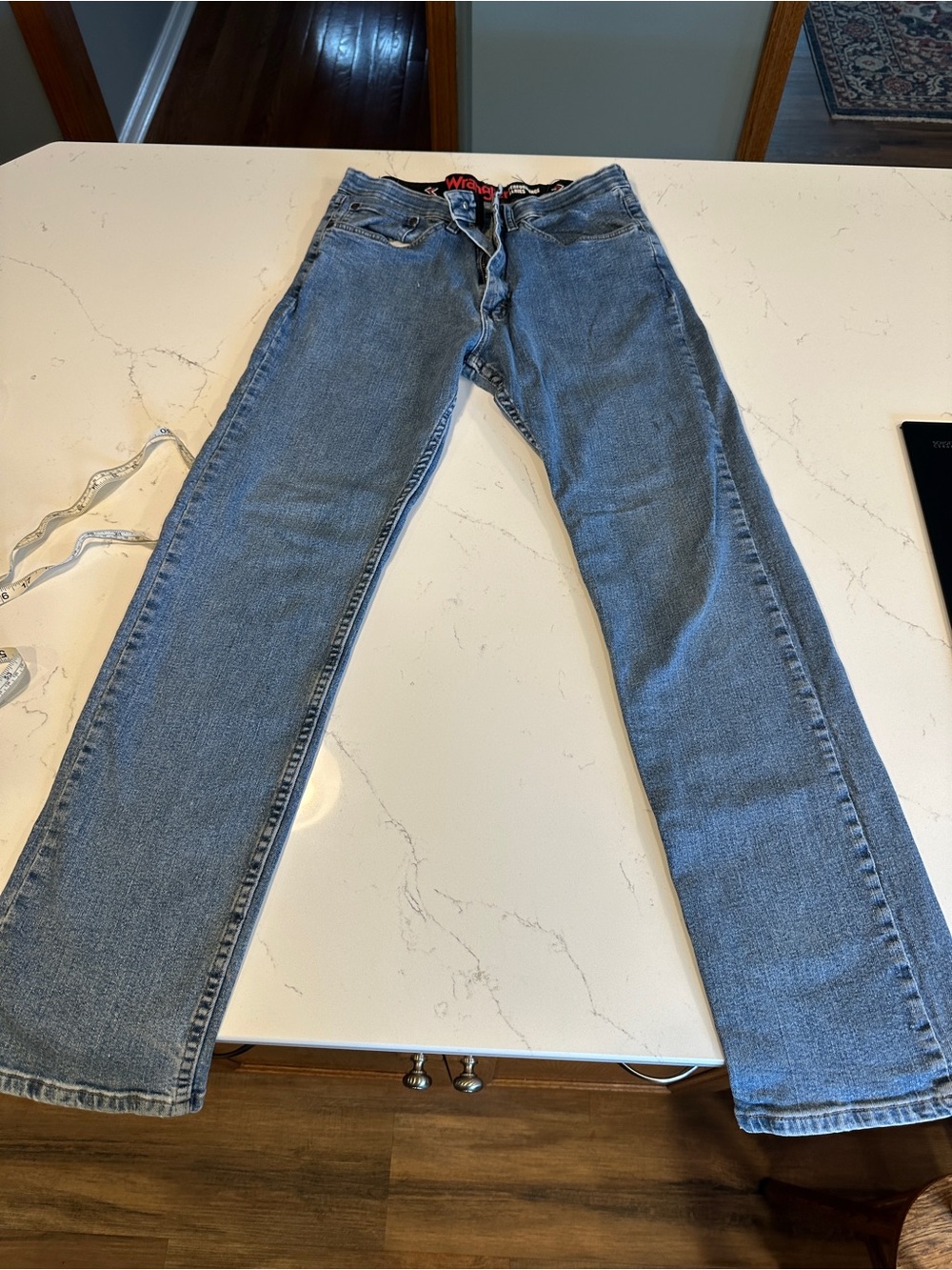 Wrangler Men’s Light Blue Straight Jeans